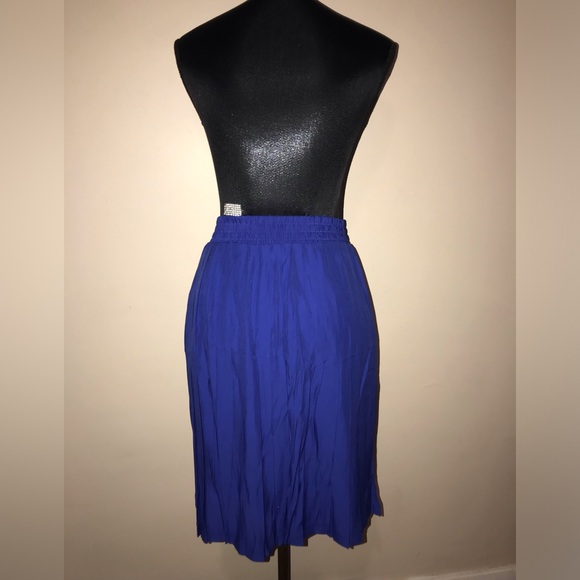 VINTAGE JESSICA PLEATED SKIRT MADE IN CANADA - Picture 2 of 6